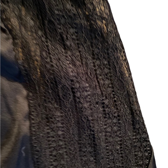 Black slip / slip dress with gorgeous lace detailing all over. L - Picture 7 of 9